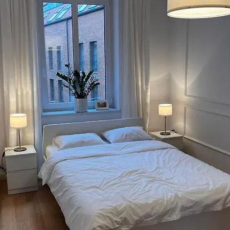 Wave White Pearl In Apartment *