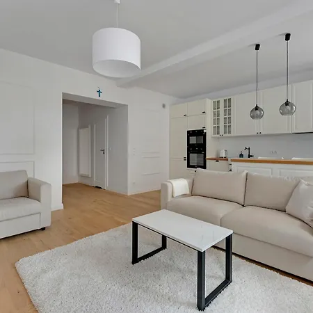 Wave White Pearl In Apartment Gdansk