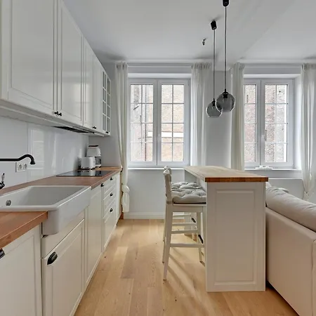 Wave White Pearl In Apartment *